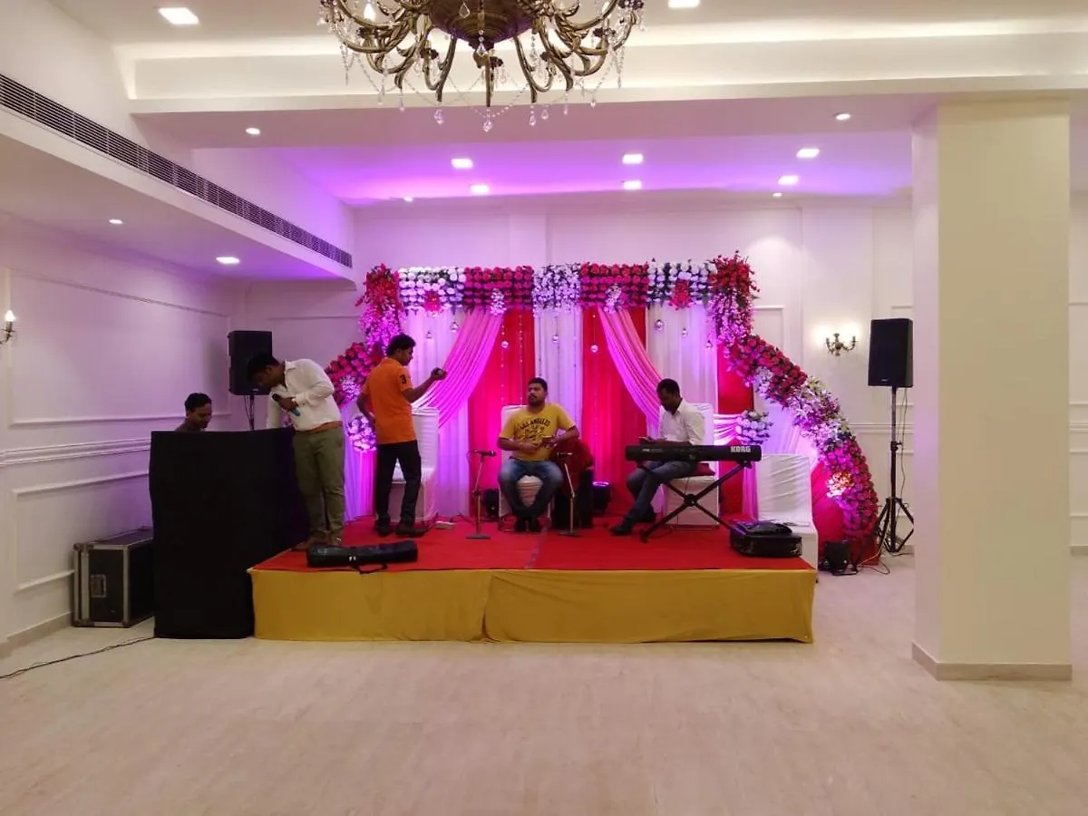 Hotel Pushp Villa Agra Taj East Gate India
