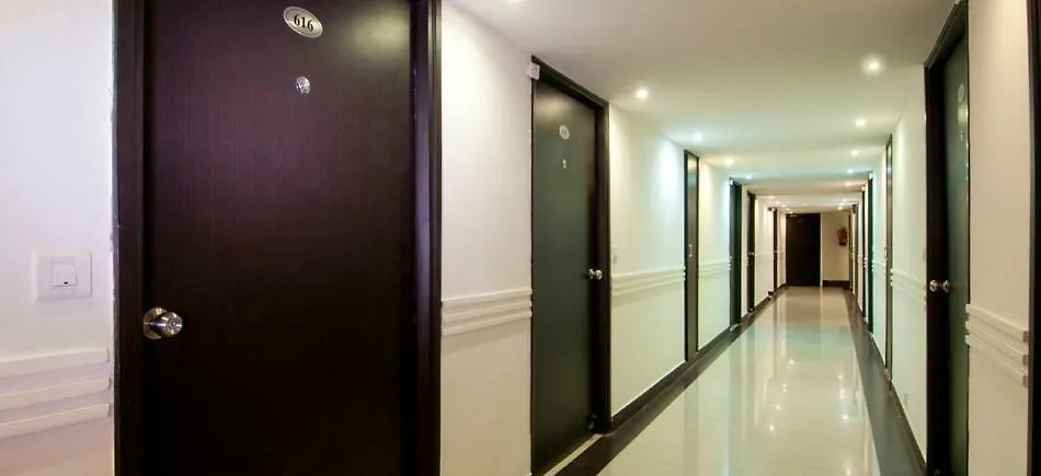 ***  Hotel Pushp Villa Agra Taj East Gate India